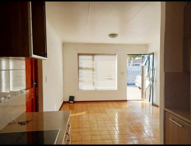 2 BEDROOM HOUSE RENTED IN OVERBAAKENS